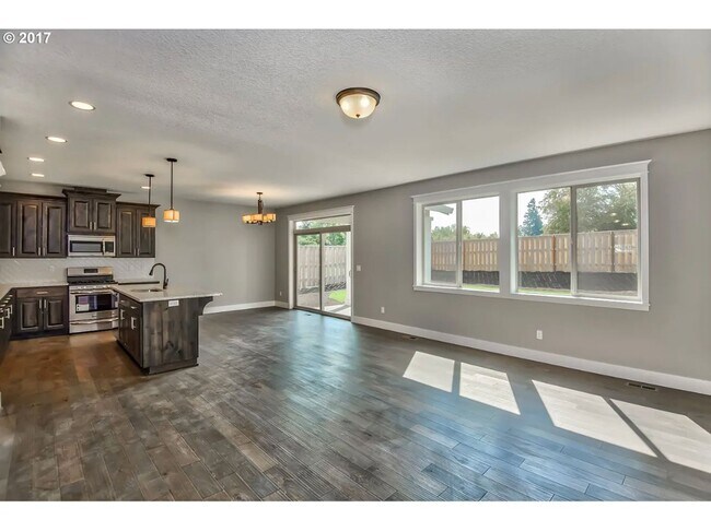 Photo - Available Now!  Newer Home in Desirable Neighborhood.