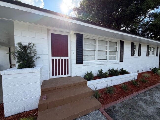 2920 Mimosa Rd