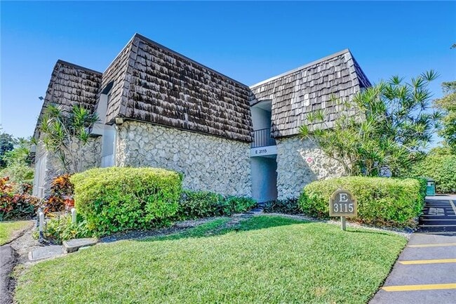 Photo - 3115 Oakland Shores Dr Unit 110