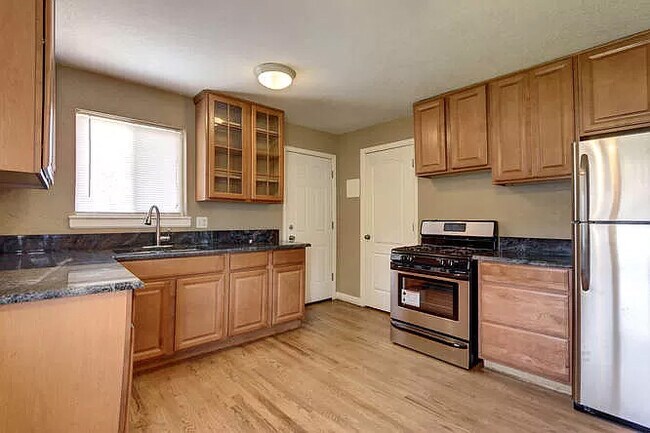 Photo - 710 Macon St