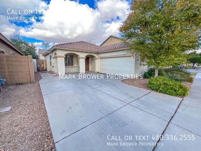 Photo - 4450 E Oxford Ln