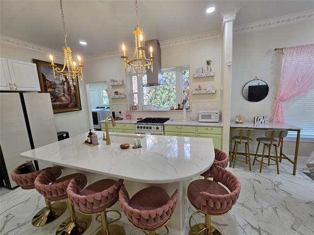 Photo - 401 E Chestnut St