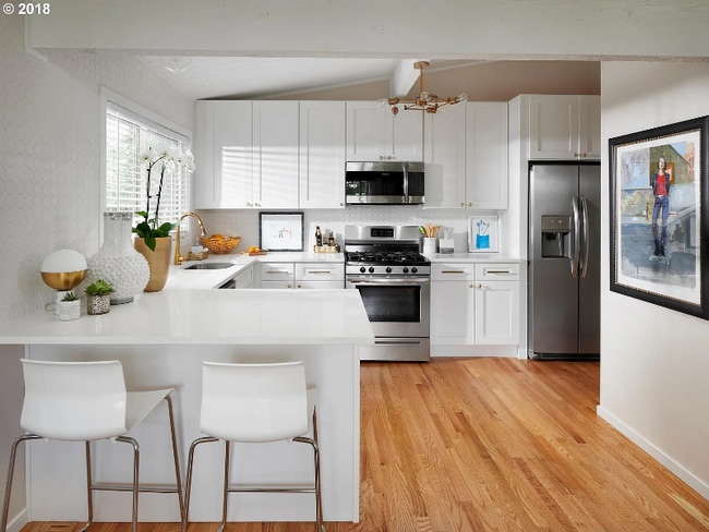 Photo - 12920 SW Faircrest St