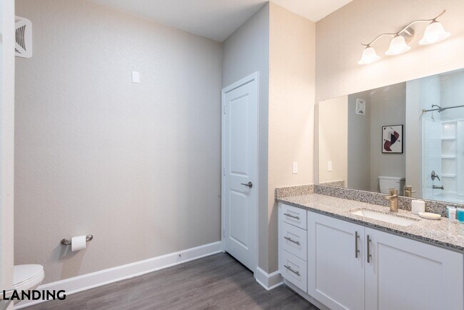 Photo - 5353 US-27 Unit 1006