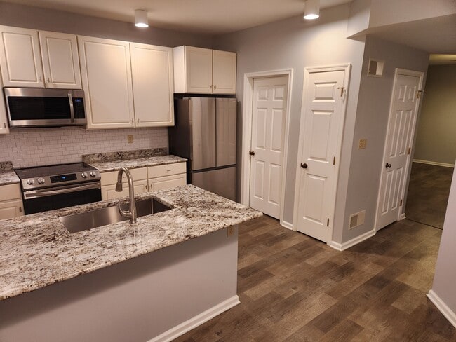 Photo - 184 Crescent Dr Unit 184