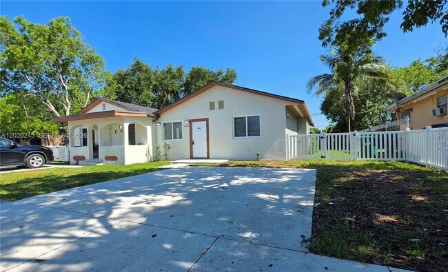 Photo - 1068 NW 112th St Unit 1068