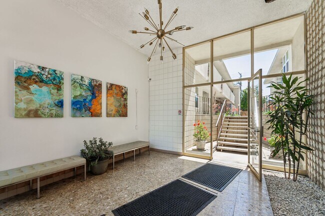 Photo - Embassy Terrace