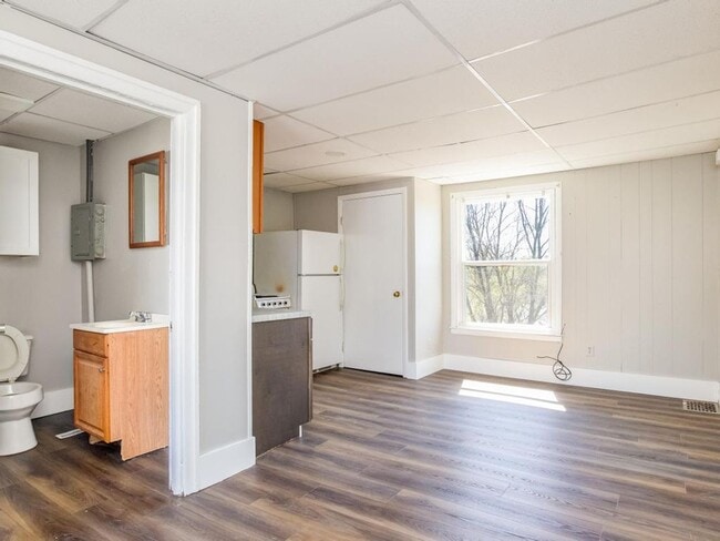 Photo - 119 Pine Ave Unidad F