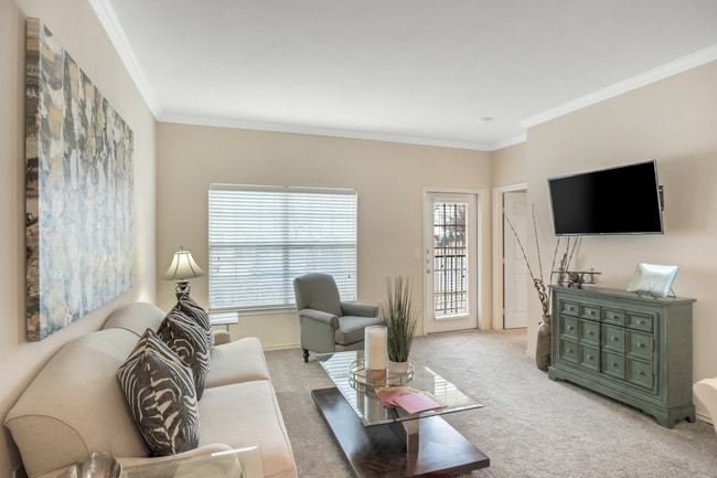 Photo - Springfield Apartments