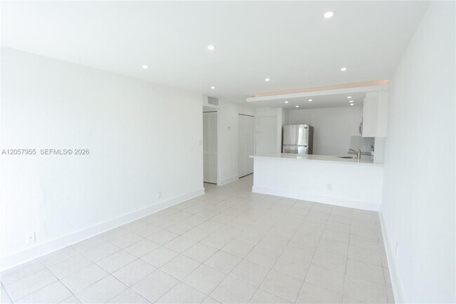 Photo - 4550 NW 9th St Unit 418