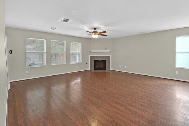 Photo - 5615 Wasabi Ln
