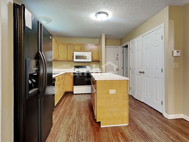 Photo - 1415 E Kearney Ln