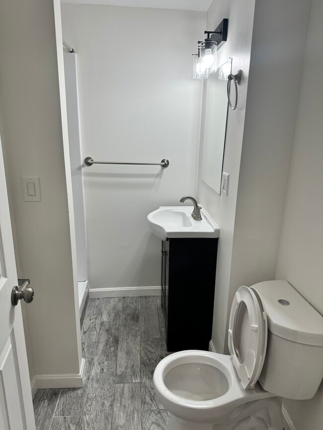 Photo - 224 Hanover St Unit 11