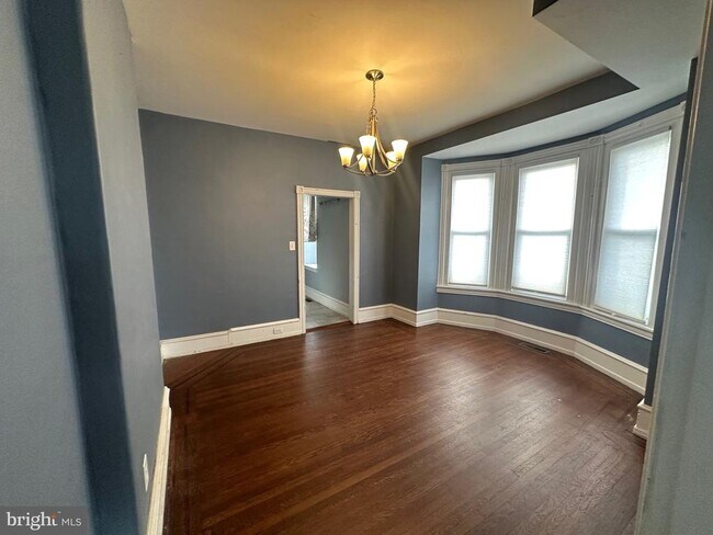 Photo - 401 Righter St