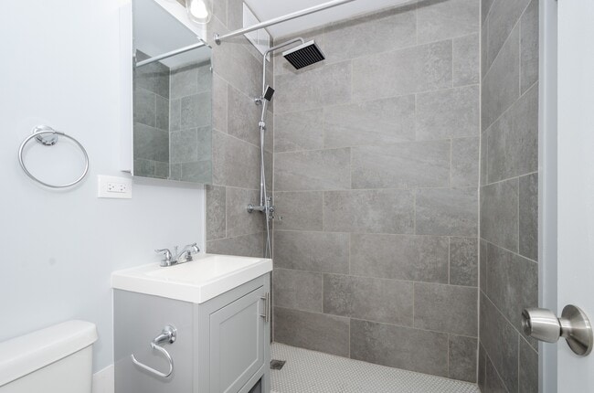Photo - 7710 N Sheridan Rd Unit 403