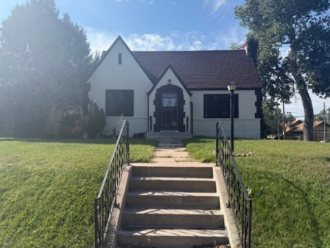 House For Lease - House For Lease