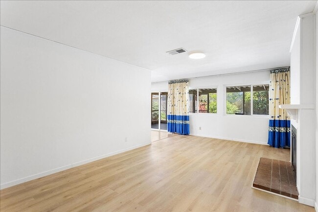 Photo - 1229 Coral Reef Pl