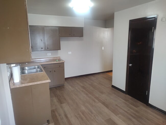 Photo - 510 S NW Hwy Unit #2W