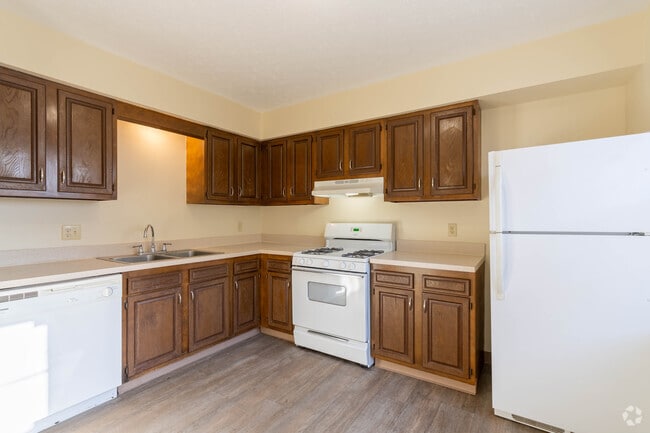 2BR, 1BA - Maumee - 872SF - Kitchen