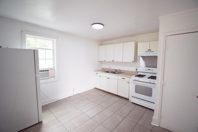 Photo - 2716 Sunrise St