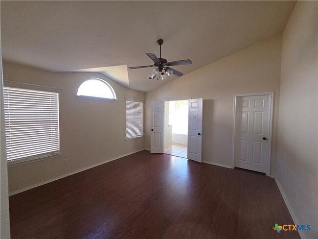 Photo - 2302 Griffin Dr