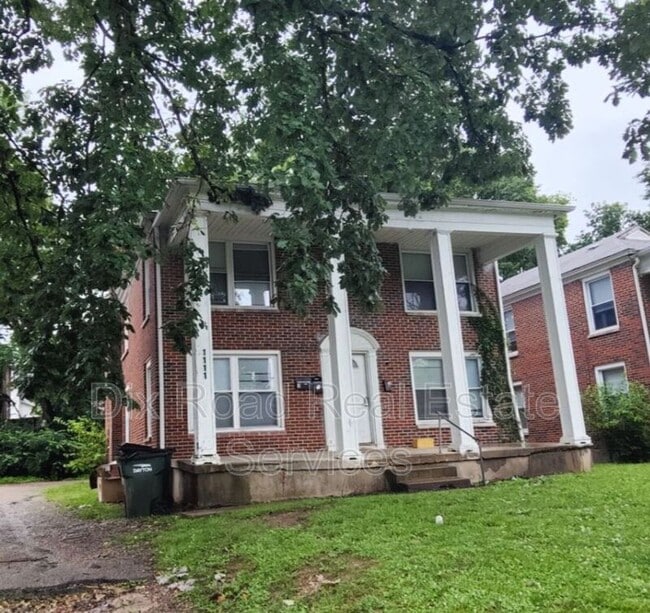 Building Photo - 1111 Richmond Ave Rental