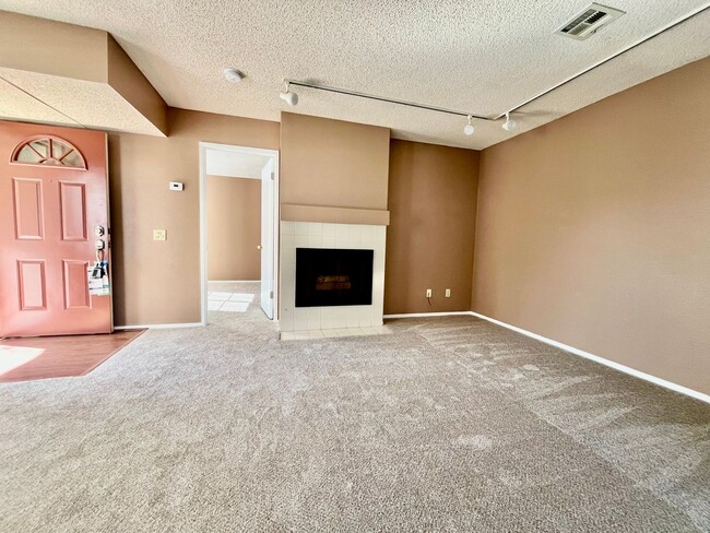 Photo - Beautiful large 1br/1ba condo in Sun Ridge Vista community