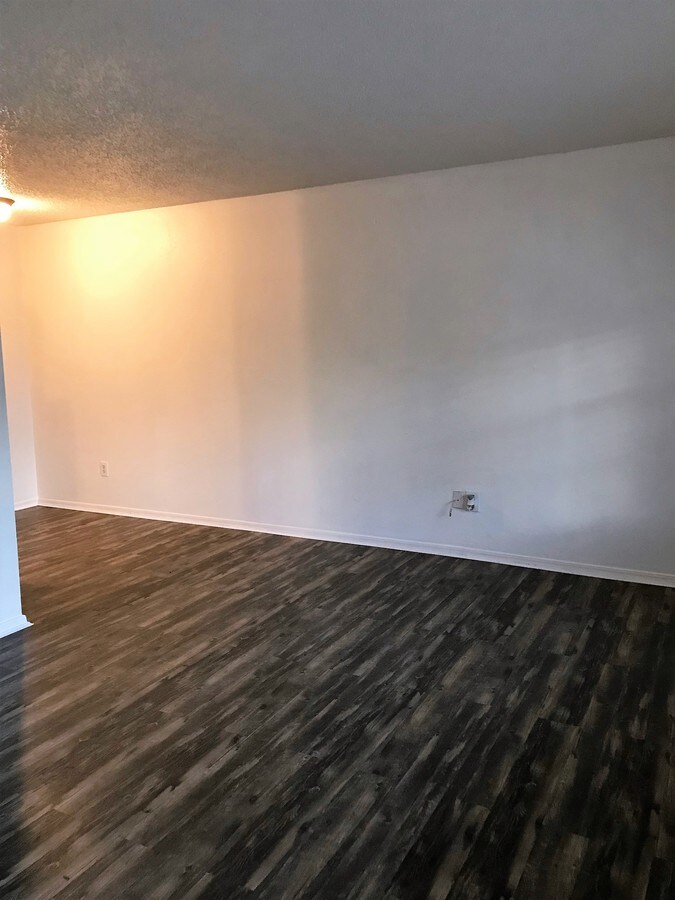 Photo - Stonebriar Apartments