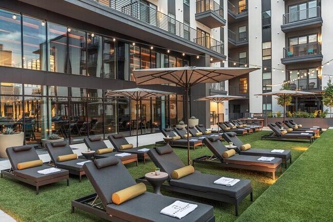 Photo - 500 Energy Wy Unidad c7