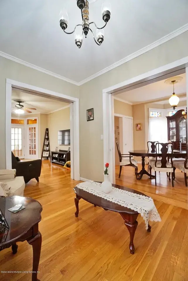 Photo - 25 Nicholas Ave