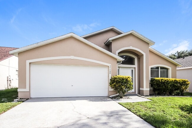 Photo - 17100 Woodcrest Way