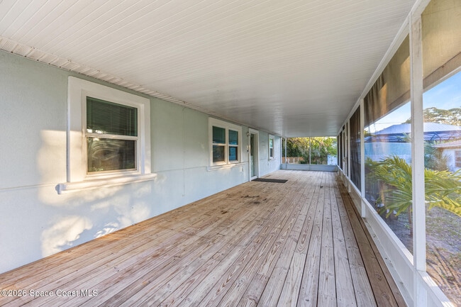 Photo - 826 Newfound Harbor Dr