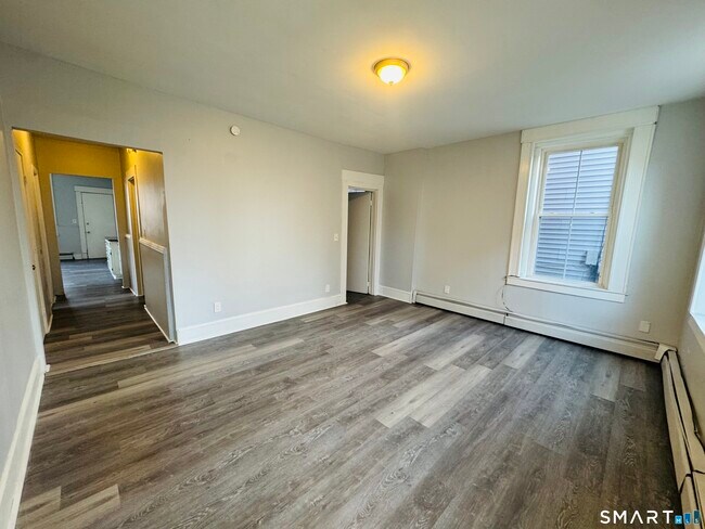 Photo - 29 White St Unit 1