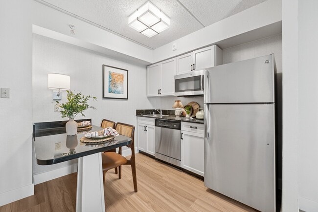 Building Photo - The Ainsley