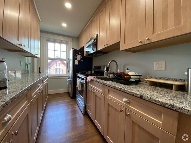 Building Photo - 1699 Cambridge St Unit 12A Rental