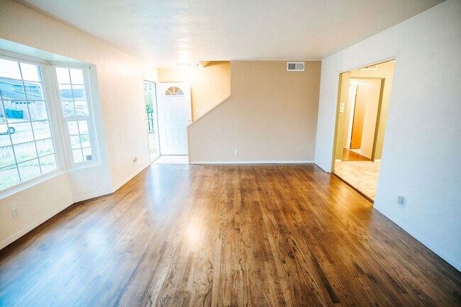 Photo - 3310 G St