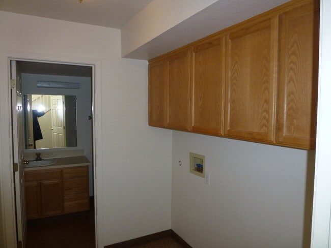 Photo - gbfront Unit 1737