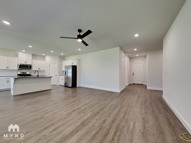 Photo - 1120 Sunshine Ct