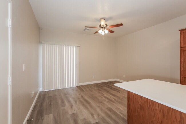 Photo - 3532 Terraza Mar Ave