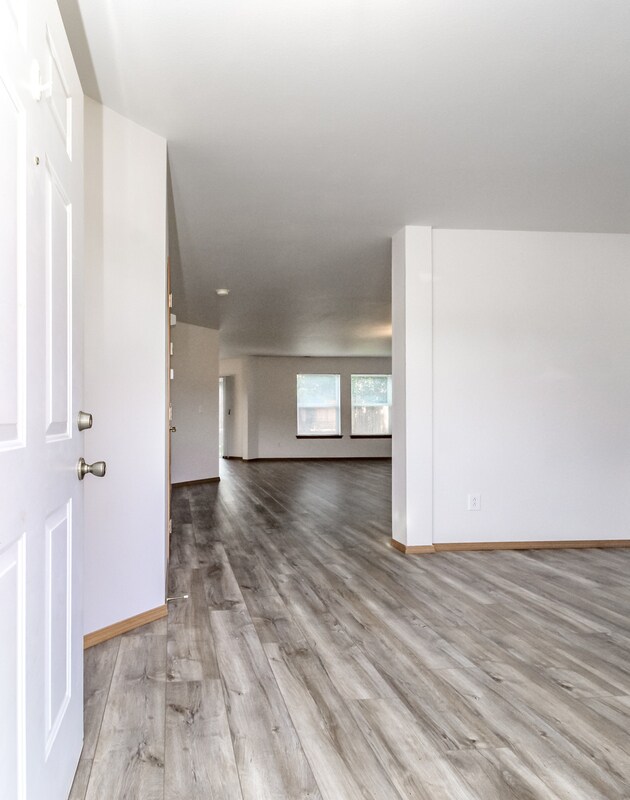 Photo - 11916 130th St E