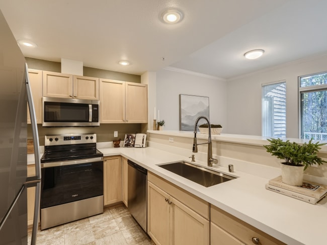 Photo - 25235 SE Klahanie Blvd Unit C204