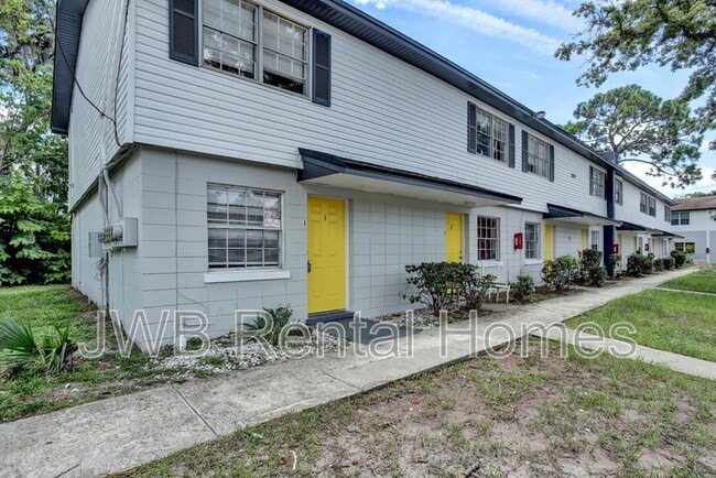 Photo - 2859 Yellow Pine Ct Unit 1