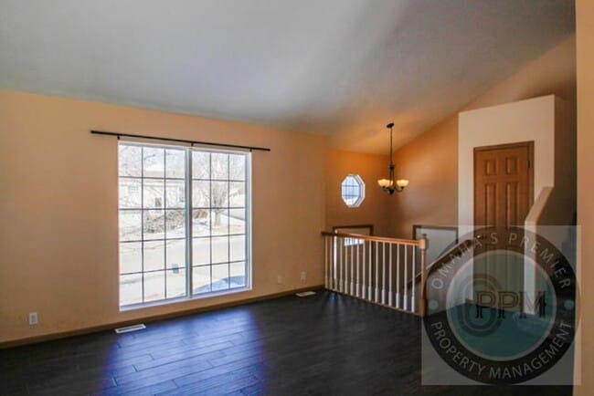 Photo - Comfortable 3Bd/2Ba/2Car Home in Papillion