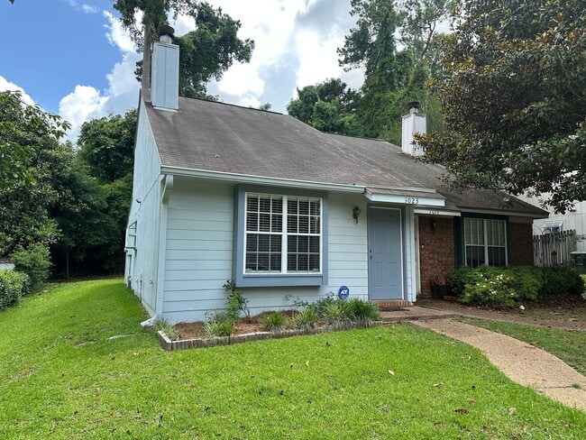 PET FRIENDLY 2/2 OFF RICHVIEW PARK!!! - PET FRIENDLY 2/2 OFF RICHVIEW PARK!!! House