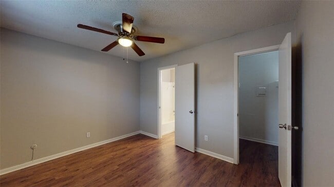 Photo - 500 Foch St Unit 11