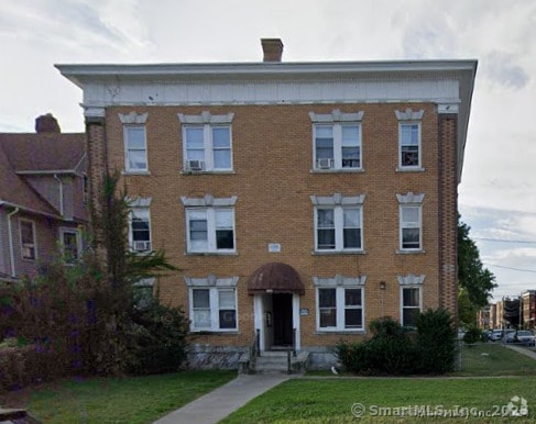 Building Photo - 821 Capitol Ave Unit 1E Rental