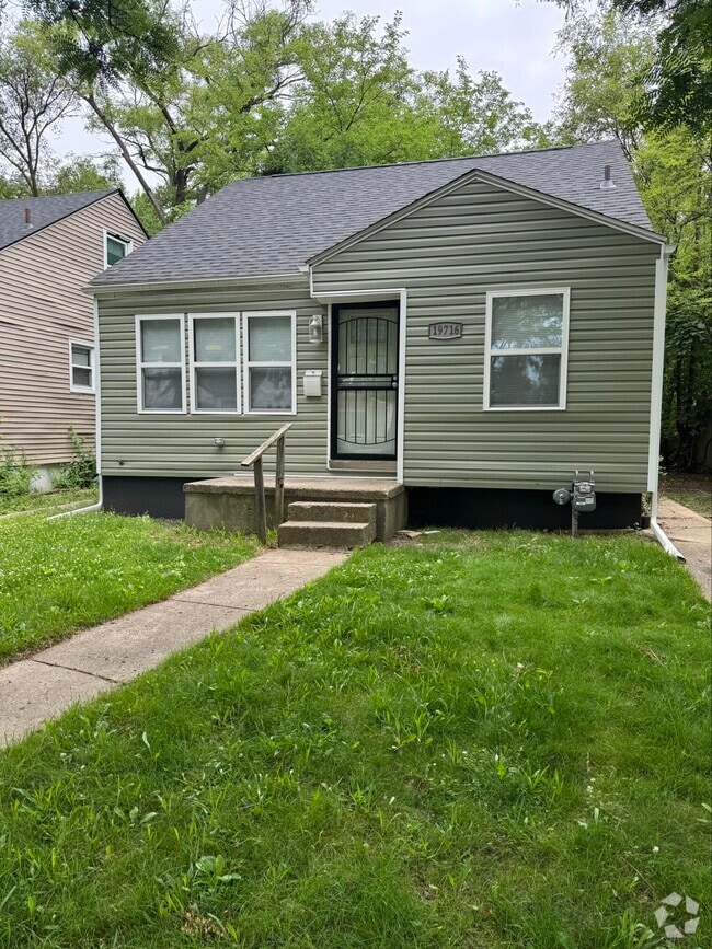 Building Photo - 19716 Archdale St Rental