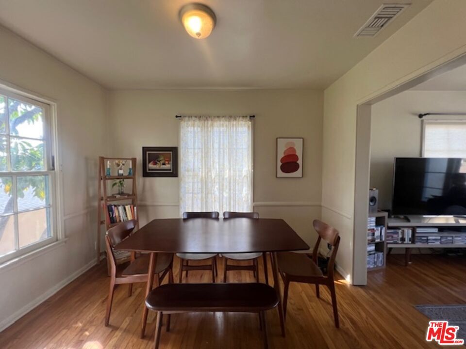 Photo - 1719 Glendon Ave