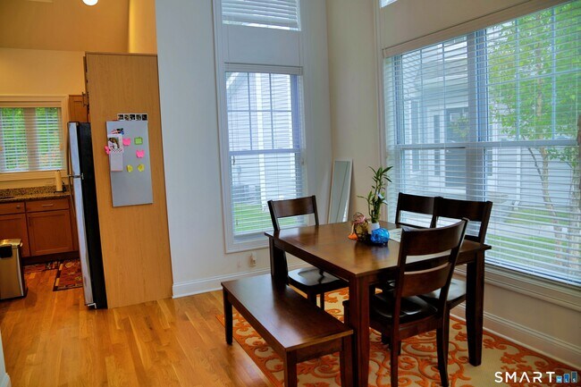 Photo - 60 Copper Square Dr Unit 60
