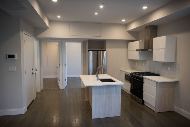 14 Sumner St Unit 3